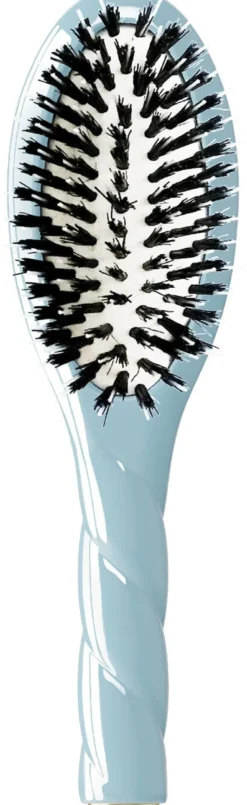 N.02 The Essential Petite Brush