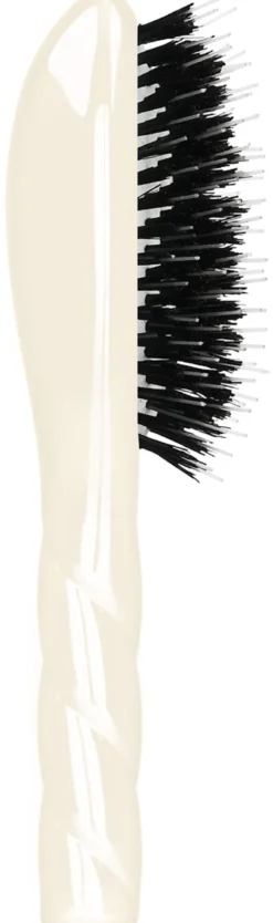 N.02 The Essential Petite Brush