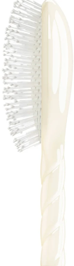 N.04 The Miracle Detangling Scalp Brush