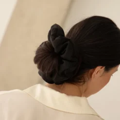 Pillow Scrunchie - Black Jade