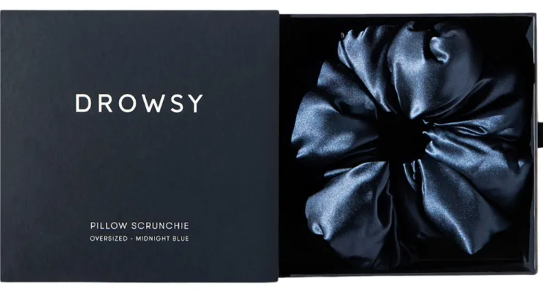 Pillow Scrunchie - Midnight Blue