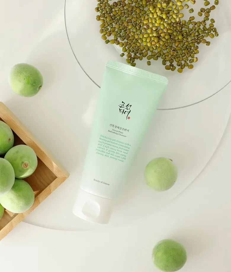 Plum Refreshing Cleanser
