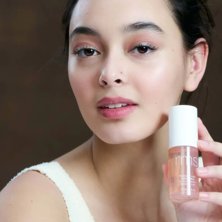 Radiance Lock Setting Mist