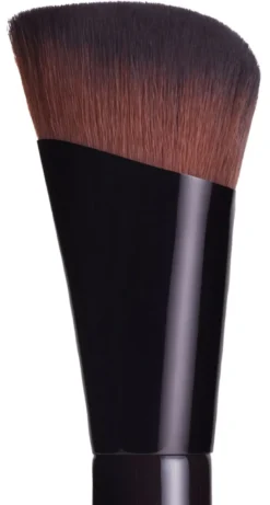 REAL FLAWLESS FOUNDATION BRUSH