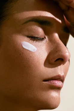 Revitalizing Eye Care Concentrate