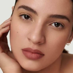 SCULPT AND SHADE LIP PENCIL