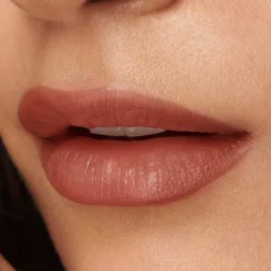 SCULPT AND SHADE LIP PENCIL