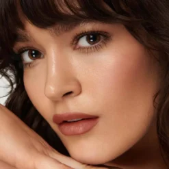 SCULPT AND SHADE LIP PENCIL