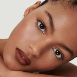 SCULPT AND SHADE LIP PENCIL