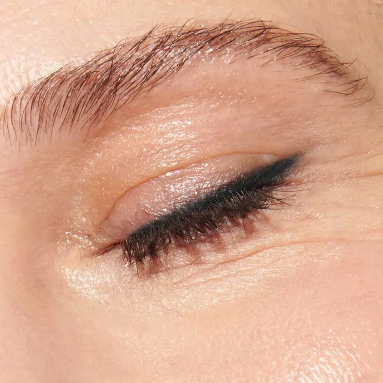 SEAMLESS GLIDE EYE PENCIL