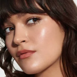SEAMLESS SKIN ENHANCING TINT