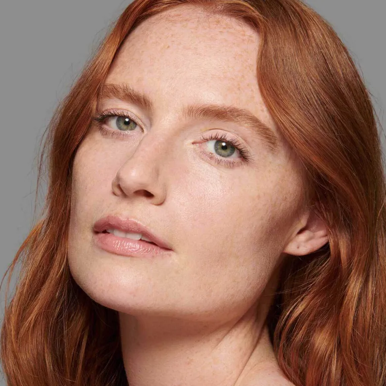 SEAMLESS SKIN FOUNDATION