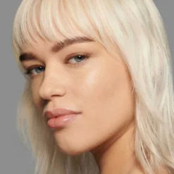SEAMLESS SKIN FOUNDATION
