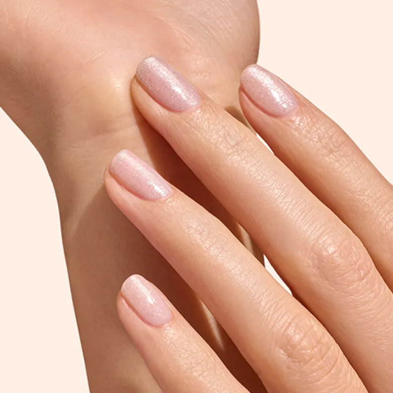 SHIMMERY TOP COAT- SILVER