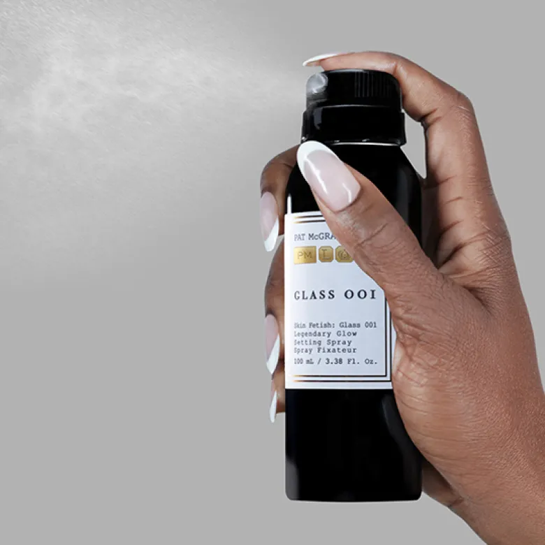 SKIN FETISH GLASS 001 LEGENDARY GLOW FINISHING SPRAY