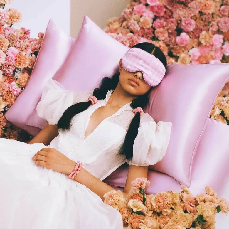 slip pure silk contour sleep mask