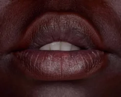 SMUDGE & CONTOUR LIP PENCIL