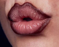 SMUDGE & CONTOUR LIP PENCIL