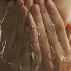 SOOTHING CLEANSING GEL