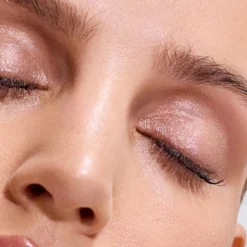 Spotlight on Brows