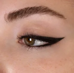 Straight Line Kohl Eye Pencil