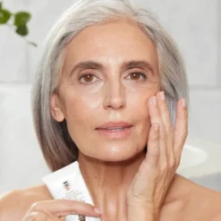SUPER RADIANCE RESURFACING FACIAL