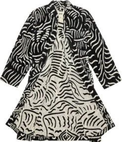 Tar Lorenzo Robe