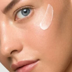 The Absolute Restoring Eye Cream