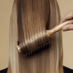The Blow Dry Brush N°2