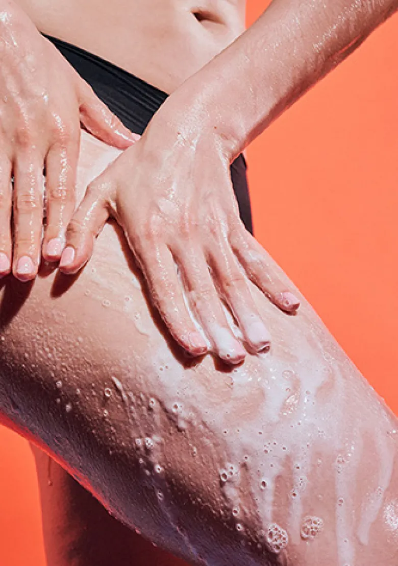The Foaming Body Scrub