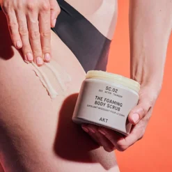 The Foaming Body Scrub