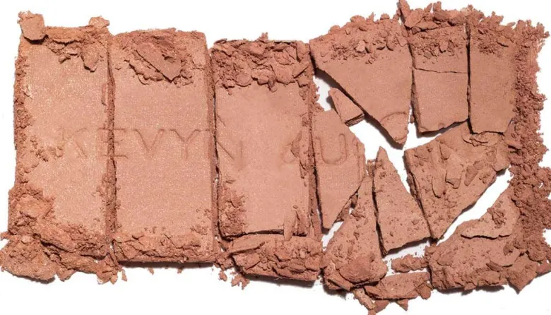 The Neo-Bronzer
