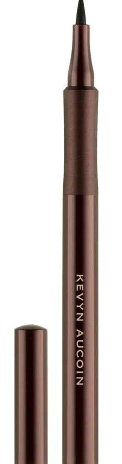 The Precision Liquid Liner Basic Black