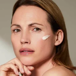 The Rich Moisturiser - Daily Anti-Aging Peptide Enriched Cream