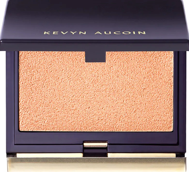 The Sensual Skin Highlighter - Supernova