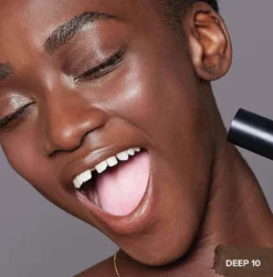 Tinted Blur Foundation Stick