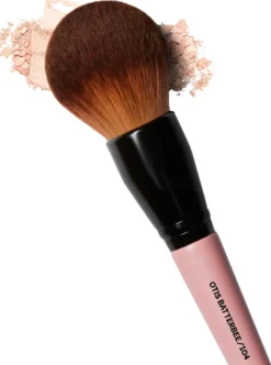 ULTIMATE FACE BRUSH 104