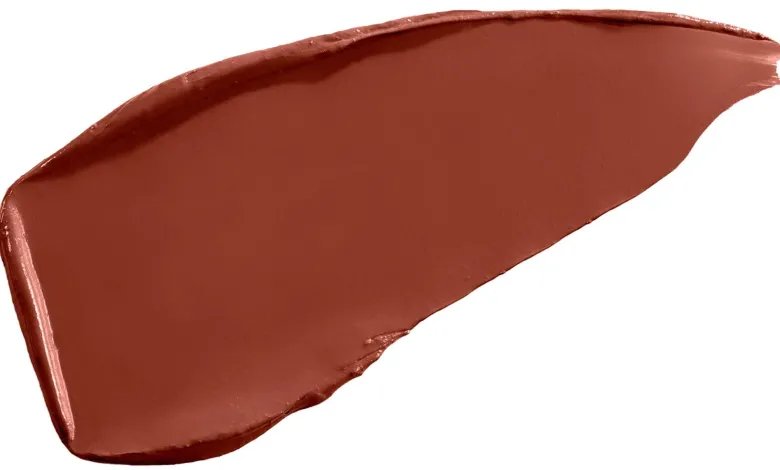 UNLOCKED SATIN CRÈME LIPSTICK
