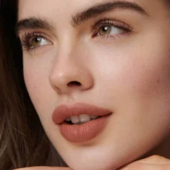 VELVETEEN LIQUID LIP COLOUR