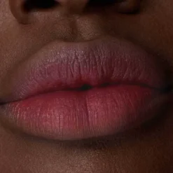 VELVETEEN LIQUID LIP COLOUR
