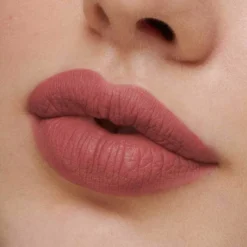 VELVETEEN LIQUID LIP COLOUR