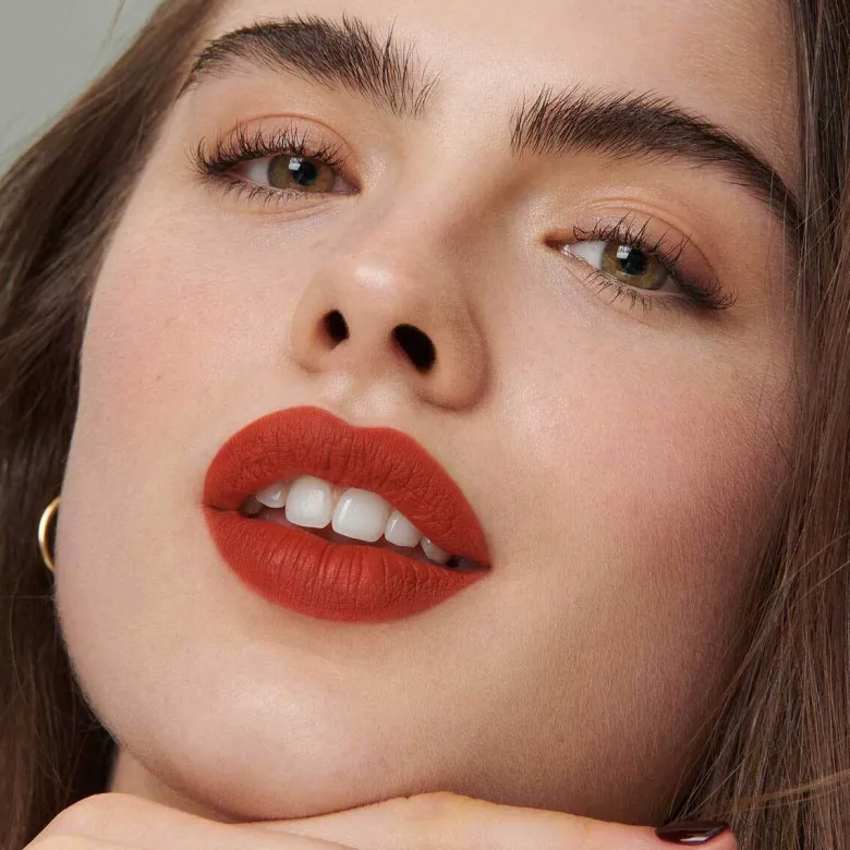 VELVETEEN LIQUID LIP COLOUR