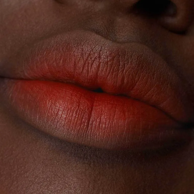 VELVETEEN LIQUID LIP COLOUR