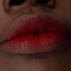 VELVETEEN LIQUID LIP COLOUR
