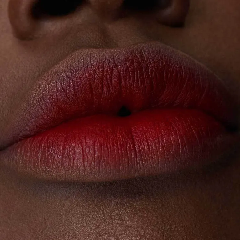 VELVETEEN LIQUID LIP COLOUR