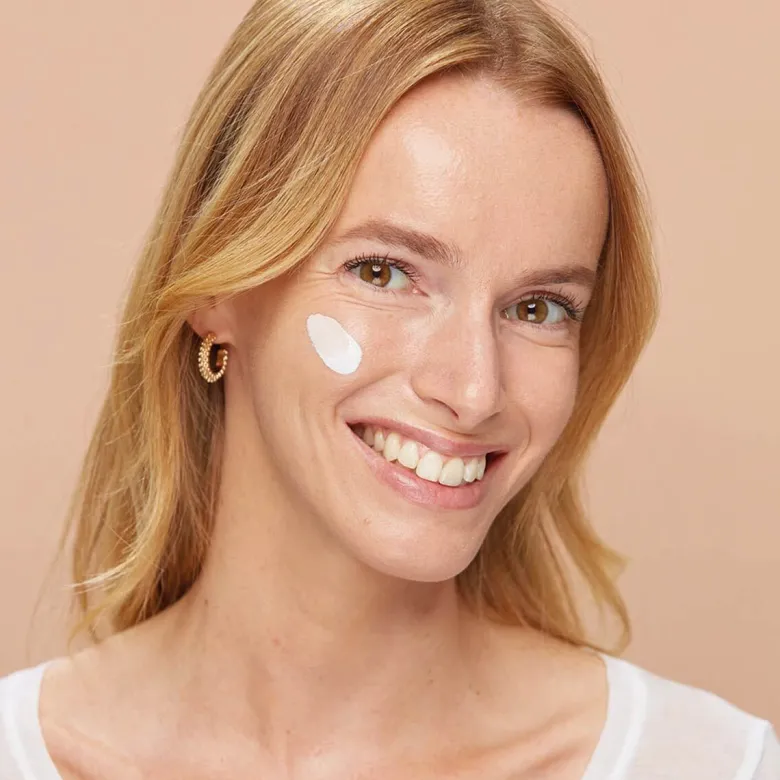 Vinocrush tinted cream