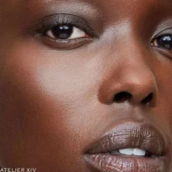Vital Skin Foundation Stick